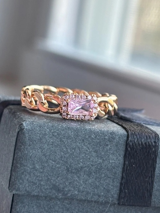 Pretty Bird Jewelry Jewelry - Gold Plated Chain Link Ring Pink Emerald Cut CZ Halo Size 6 Statement Ring
